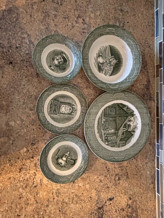 Old Curiosity Shop Other - The Old Curiosity Shop 5 - Piece Green Dinner Dishes Vintage  #1